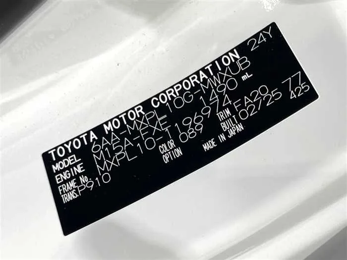 Toyota Sienta 2025 — миниатюра 2