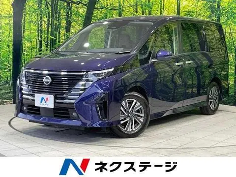 Nissan Serena 2022 купить в Москве