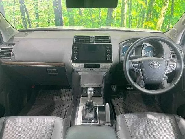 Toyota Land Cruiser Prado 2024 — миниатюра 2