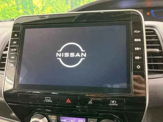 Nissan Serena 2022 — миниатюра 2