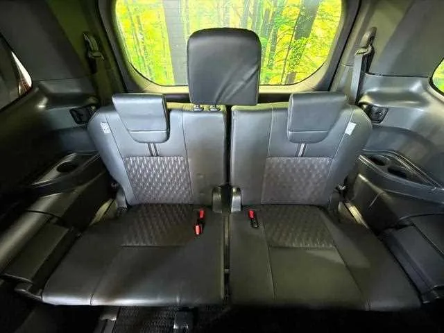 Toyota Noah 2025 — миниатюра 4