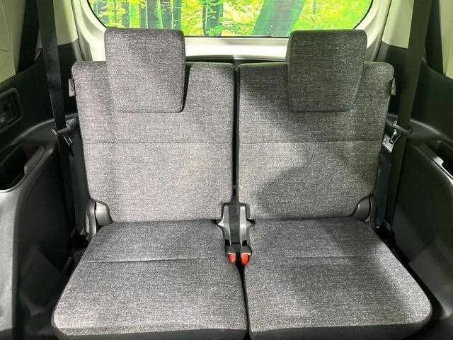 Toyota Sienta 2022 — миниатюра 4