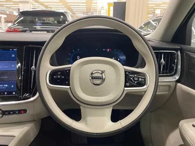 Volvo V60 2025 — миниатюра 5