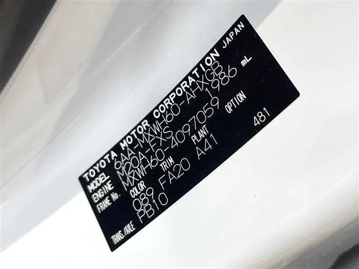 Toyota Prius 2024 — миниатюра 2