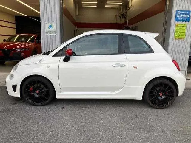 ABARTH ABARTH OTHERS 2023 — миниатюра 5