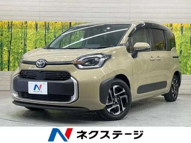 Toyota Sienta 2024 — фото 1, купить с доставкой в Москву