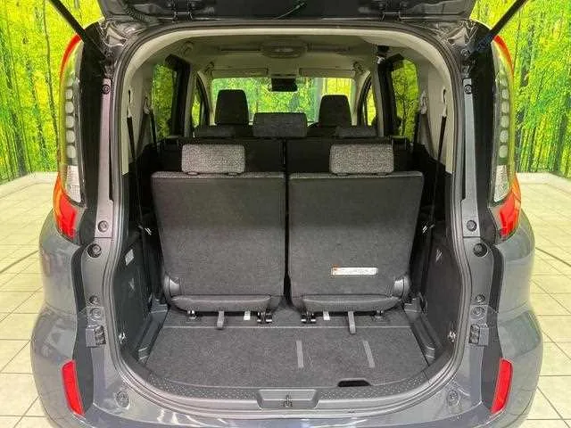 Toyota Sienta 2023 — миниатюра 4