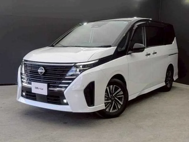 Nissan Serena 2024 — фото 1, купить с доставкой в Москву