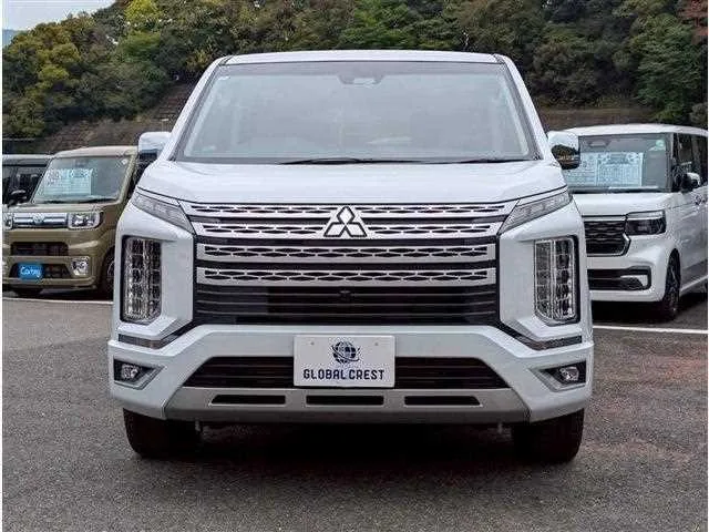 Mitsubishi Delica D5 2025 — миниатюра 4