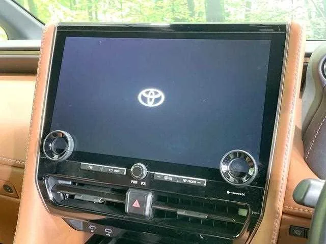 Toyota Vellfire 2023 — миниатюра 3