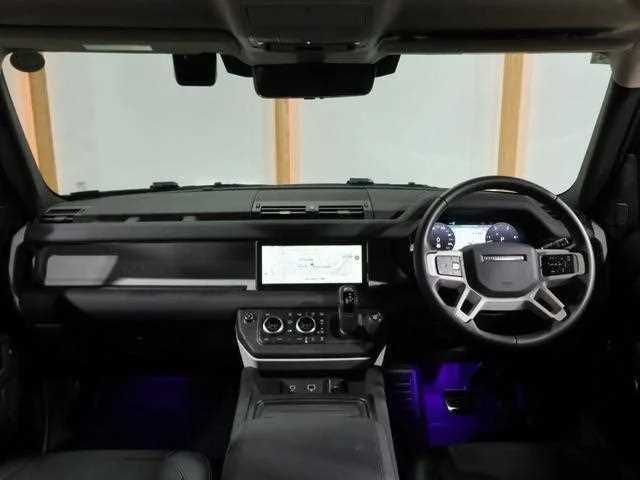 Land Rover Defender 2024 — миниатюра 2