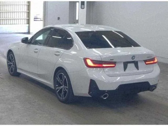 BMW 3 Series 2024 — миниатюра 5