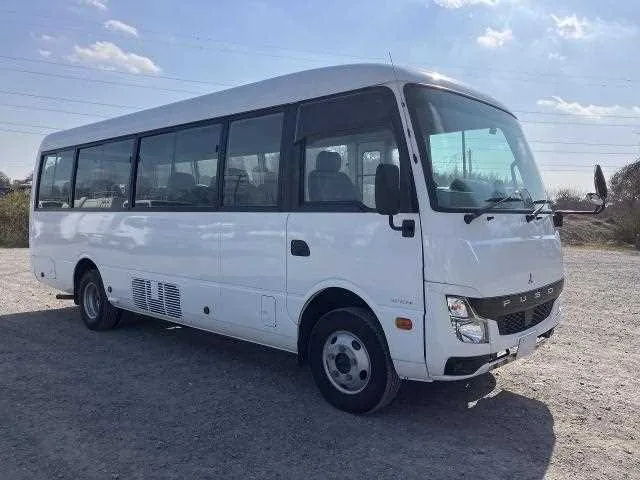 Mitsubishi Fuso Rosa Bus 2024 — фото 1, купить с доставкой в Москву