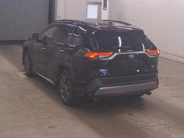 Toyota RAV4 2023 — миниатюра 2