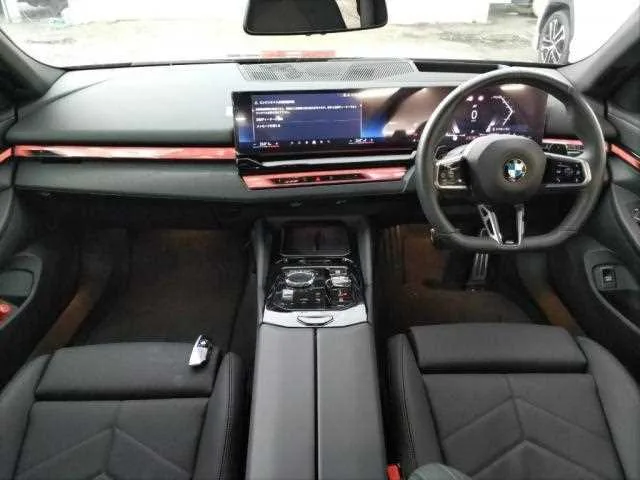 BMW 5 Series 2024 — миниатюра 3