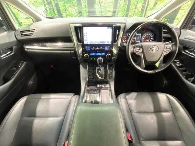 Toyota Alphard G 2022 — миниатюра 2