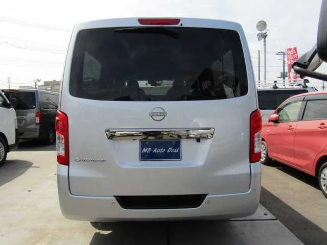 Nissan Caravan Van 2022 — миниатюра 2