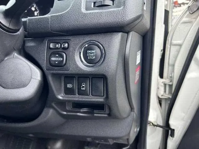 Toyota Hiace Wagon 2022 — миниатюра 4