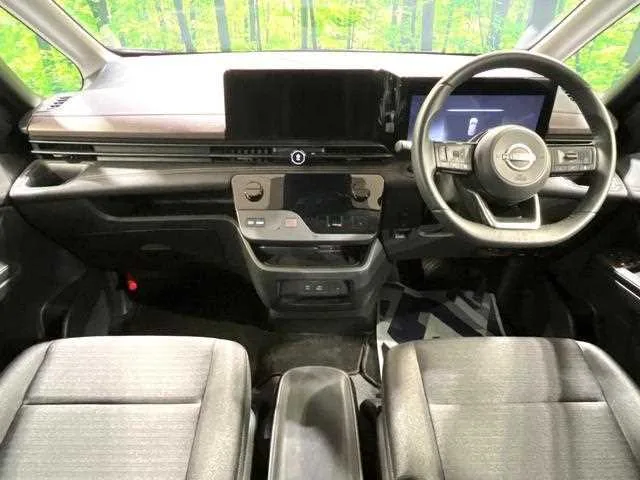 Nissan Serena 2024 — миниатюра 2