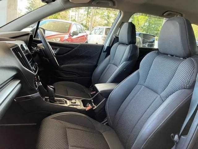 Subaru Forester 2022 — миниатюра 3