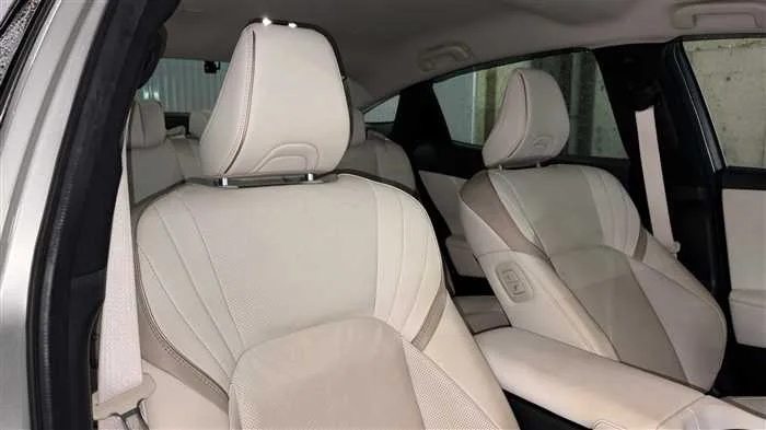 Toyota Crown G 2023 — миниатюра 3