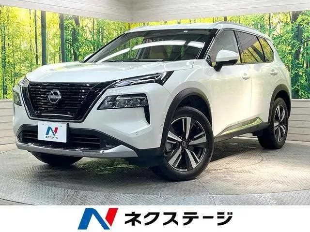 Nissan X-Trail 2023 — фото 1, купить с доставкой в Москву