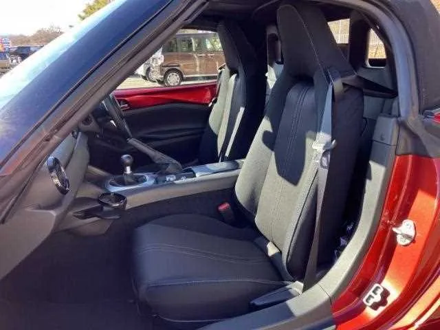 Mazda Roadster 2024 — миниатюра 5