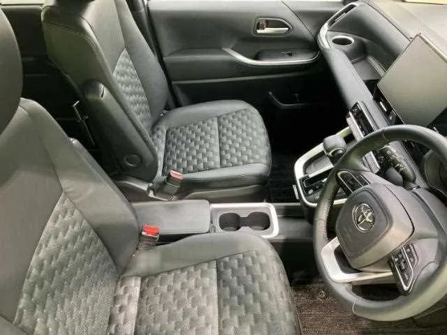 Toyota Voxy 2022 — миниатюра 5