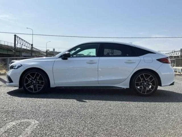 Honda Civic eHEV 2023 — миниатюра 2
