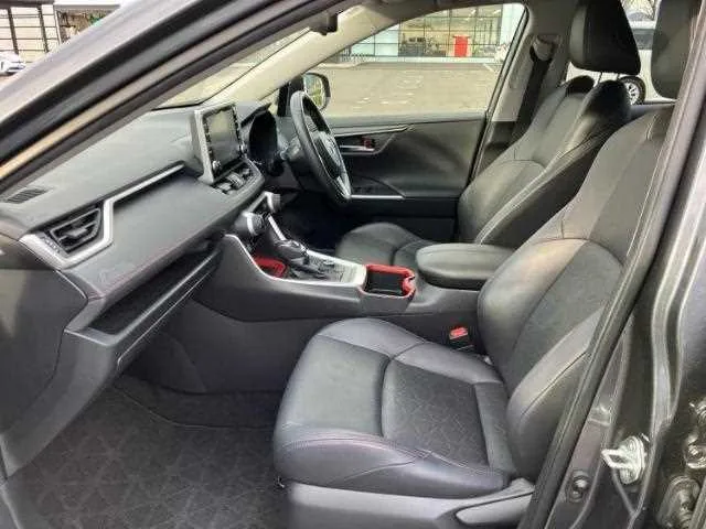 Toyota RAV4 2022 — миниатюра 3