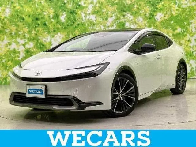 Toyota Prius Z 2023 — фото 1, купить с доставкой в Москву