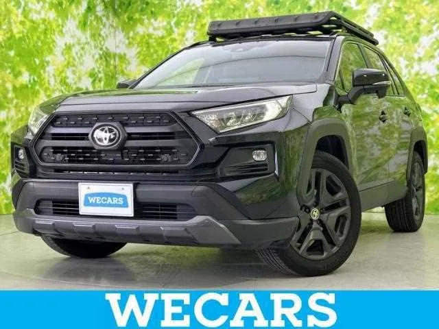 Toyota RAV4 2024 — фото 1, купить с доставкой в Москву