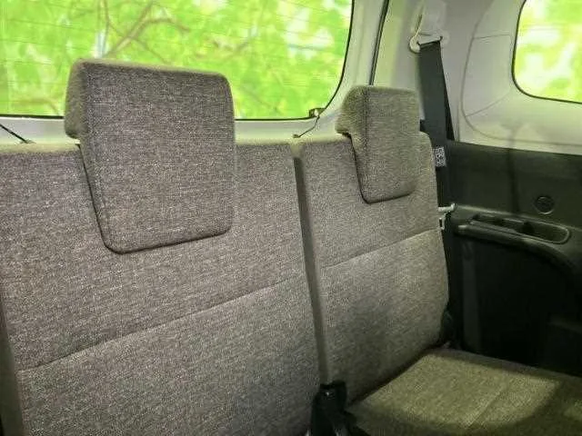Toyota Sienta 2023 — миниатюра 3