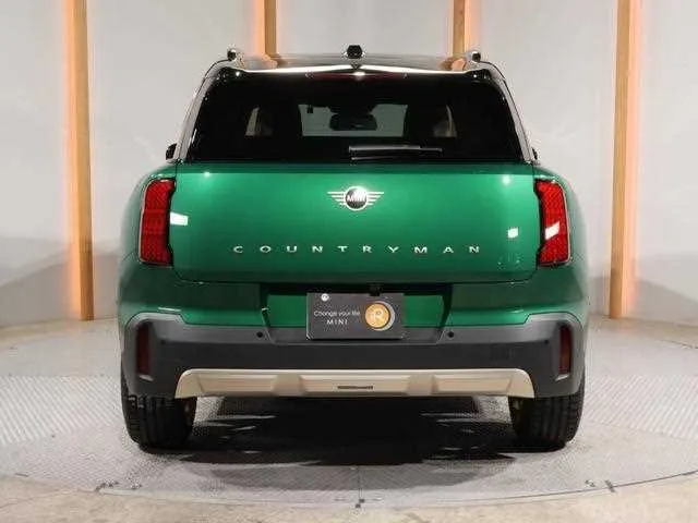 BMW MINI 2024 — миниатюра 4