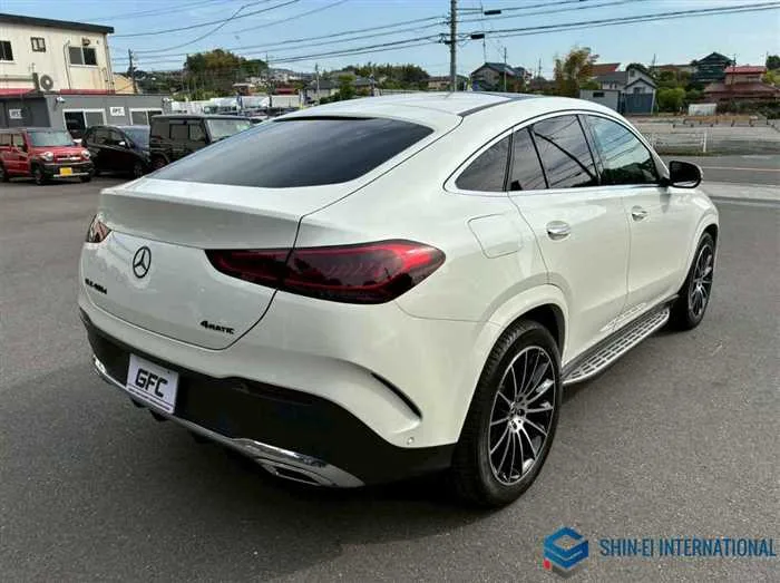 Mercedes-Benz GLE-CLASS GLE coupe 400d 4Matic Sport 4WD/Panoramic SR 2022 — миниатюра 2