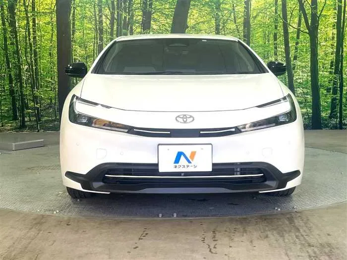 Toyota Prius 2023 — миниатюра 3