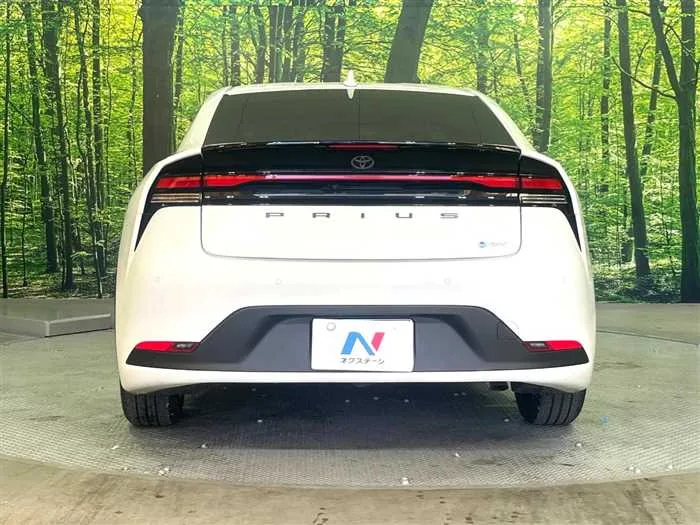 Toyota Prius 2023 — миниатюра 4