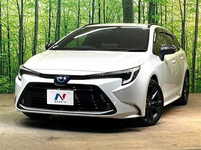 Toyota Corolla Sedan 2023 — миниатюра 5