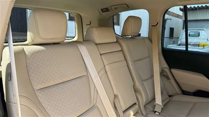 Toyota Land Cruiser ZX 2023 — миниатюра 3