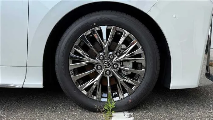Toyota Vellfire PHEV 2025 — миниатюра 5