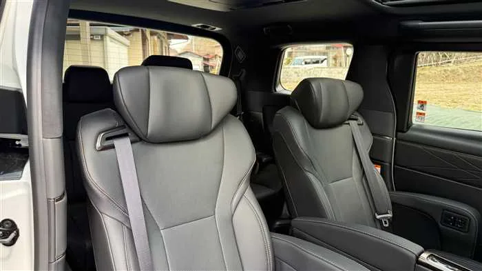 Toyota Alphard Z 2025 — миниатюра 3