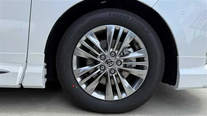 Toyota Alphard Z 2025 — миниатюра 4