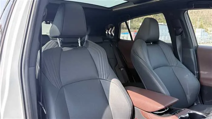 Toyota Harrier Hybrid Z 2023 — миниатюра 3