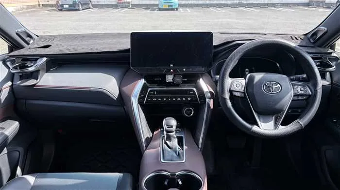 Toyota Harrier Hybrid Z 2023 — миниатюра 5