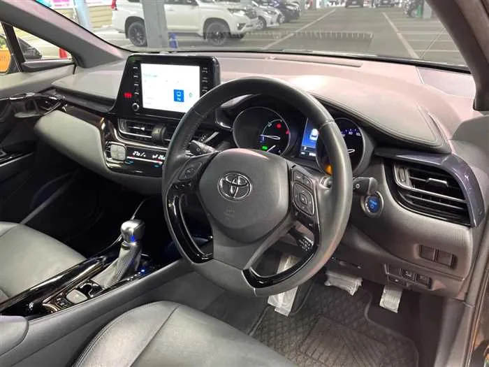 Toyota C-HR 2022 — миниатюра 3
