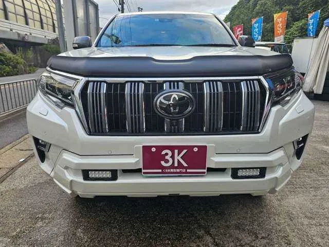 Toyota Land Cruiser Prado 2.7 TX LPKG Black Edition 4WD 2023 — миниатюра 2