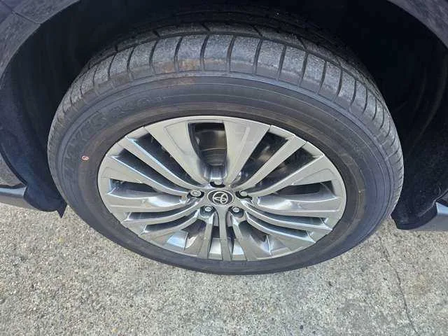 Toyota Harrier 2.5 Hybrid Z LeatherPKG 2024 — миниатюра 4