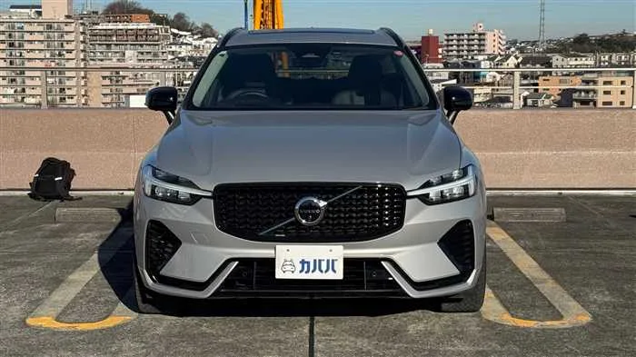 Volvo XC60 T6 AWD 2023 — миниатюра 2