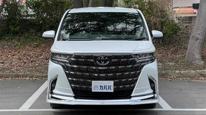 Toyota Alphard Z 2024 — миниатюра 2