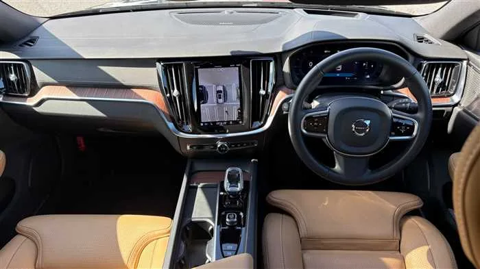 Volvo V60 B5 AWD 2022 — миниатюра 5